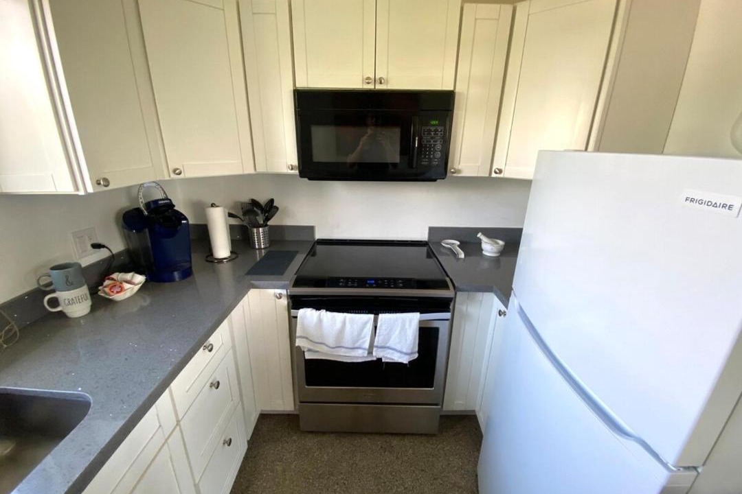 Photo of Kitchen in Lauderdale-by-the-Sea
