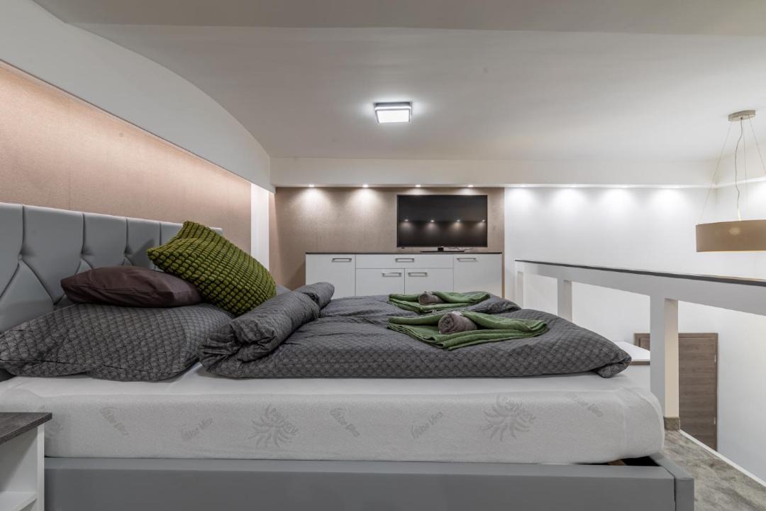Photo of Bedroom in Palace District