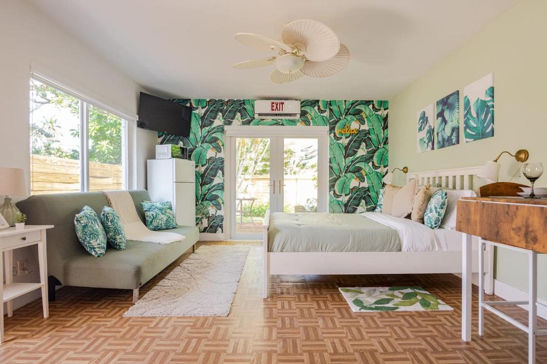 Photo of Bedroom in Royal Poinciana