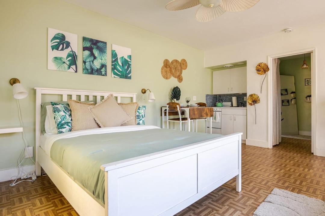 Photo of Bedroom in Royal Poinciana