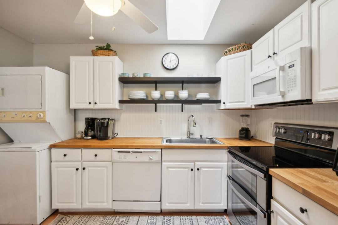 Photo of Kitchen in Village Green