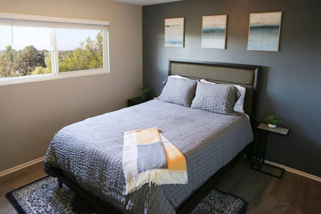 Photo of Bedroom in Thousand Oaks
