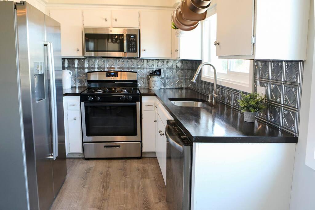 Photo of Kitchen in Thousand Oaks