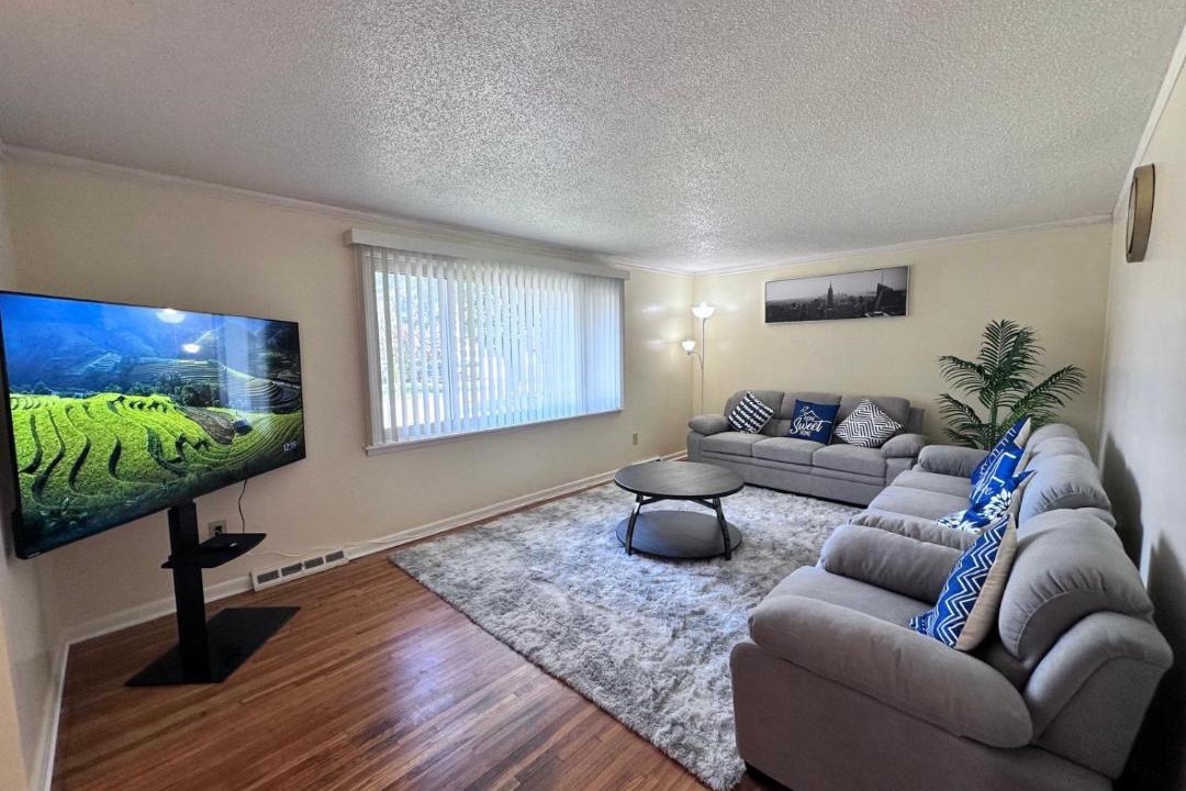 Photo of Livingroom in Cheektowaga