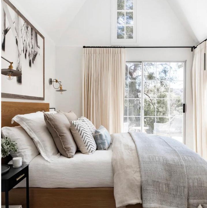 Photo of Bedroom in Woodland Hills