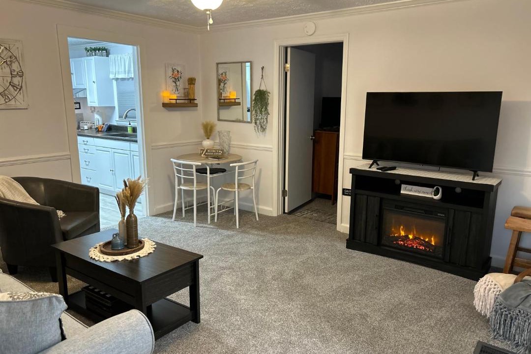 Photo of Livingroom in Weaver