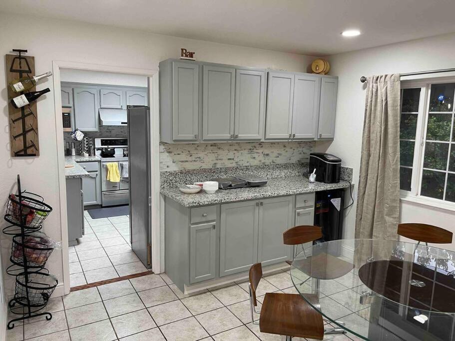 Photo of Kitchen in Acampo