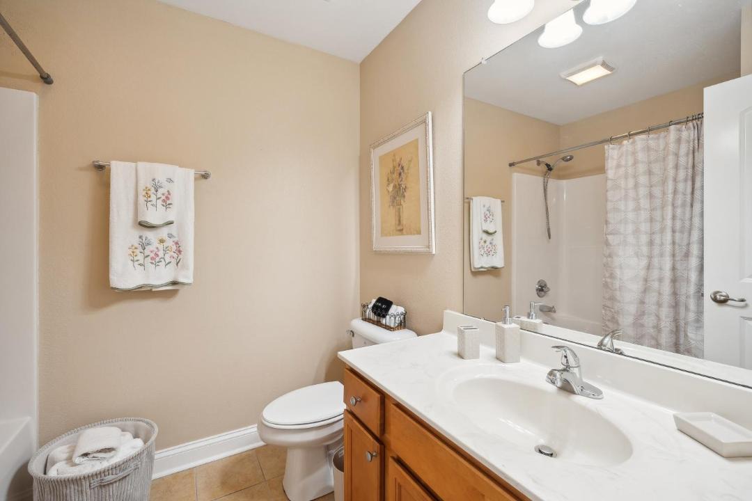 Photo of Bathroom in Elizabeth City