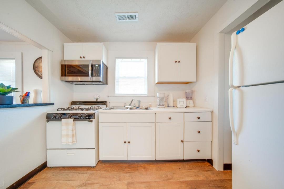 Photo of Kitchen in Geneva-on-the-Lake