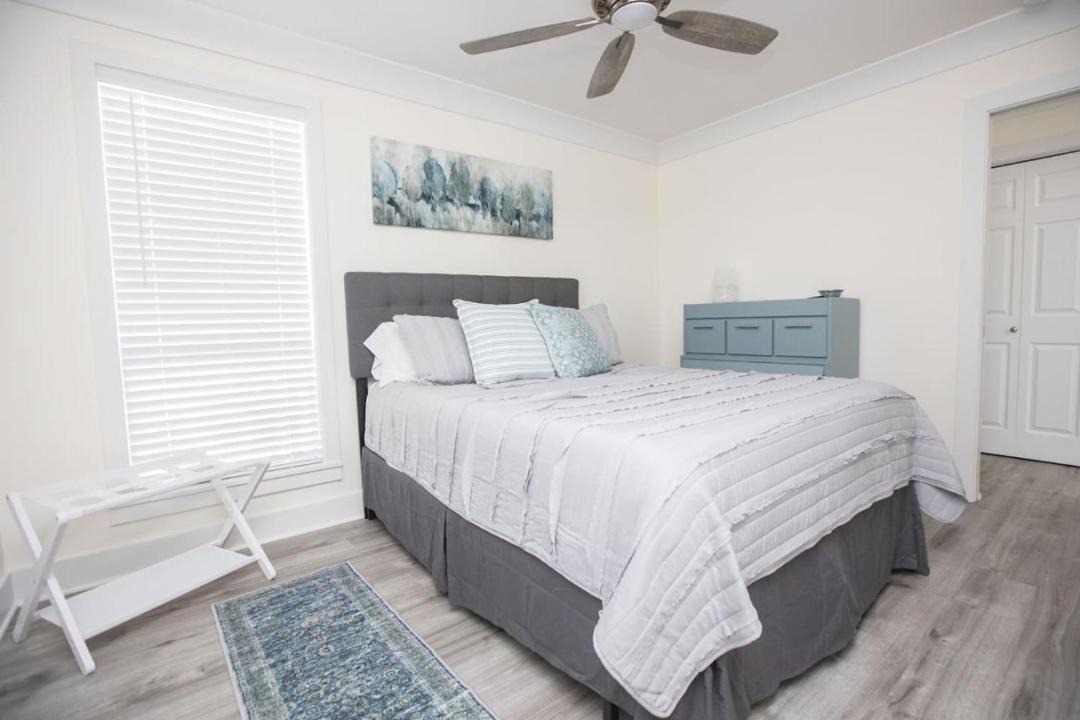 Photo of Bedroom in Diamondhead