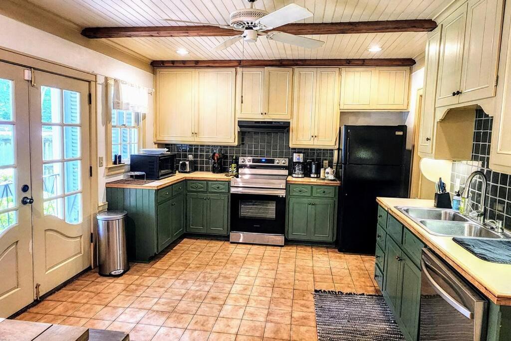Photo of Kitchen in Montgomery