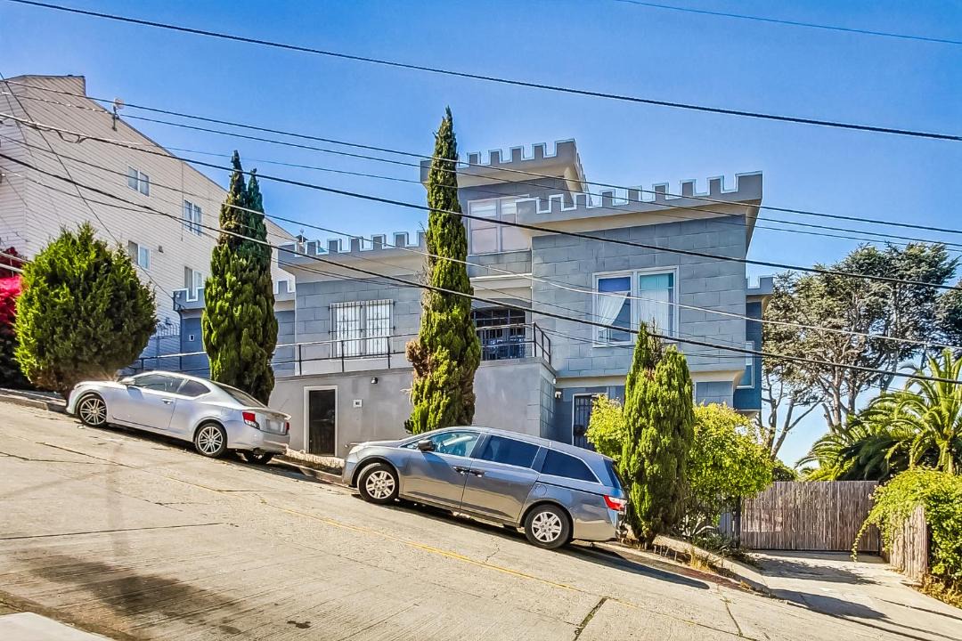 Photo of Buildings in Silver Terrace