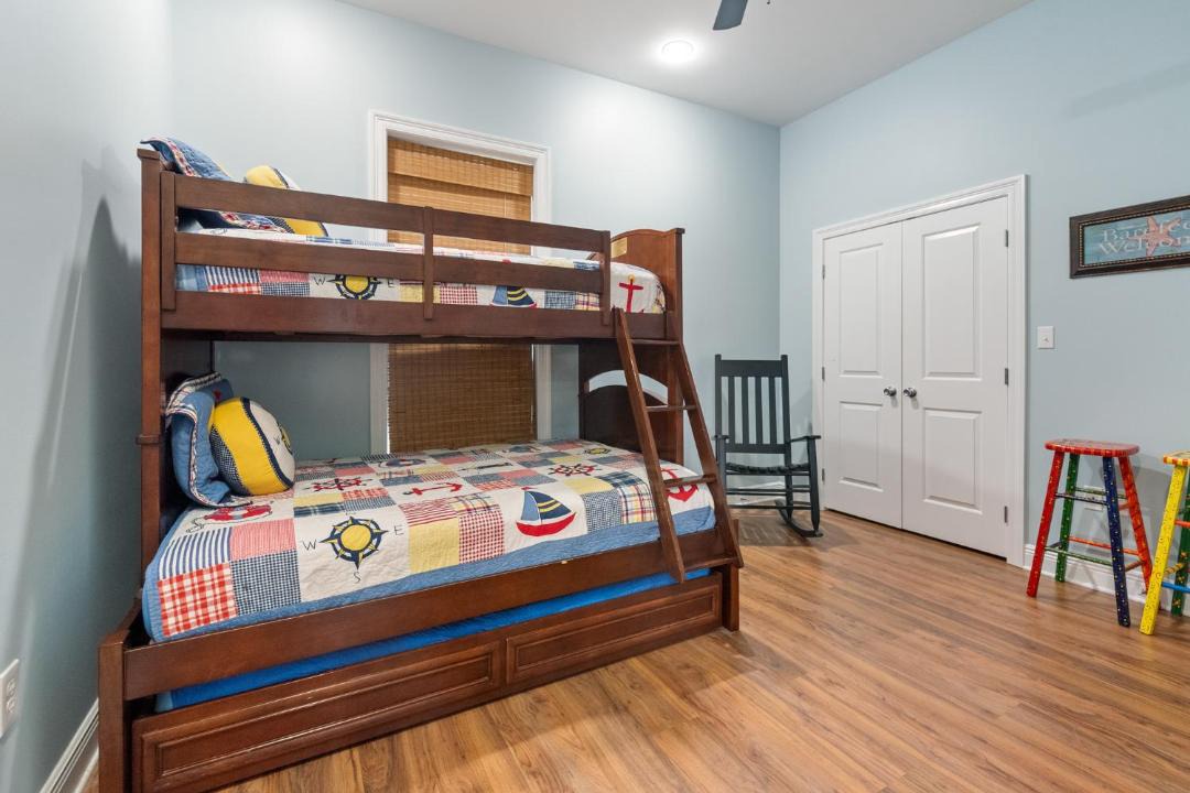Photo of Bedroom in Shoreline Park