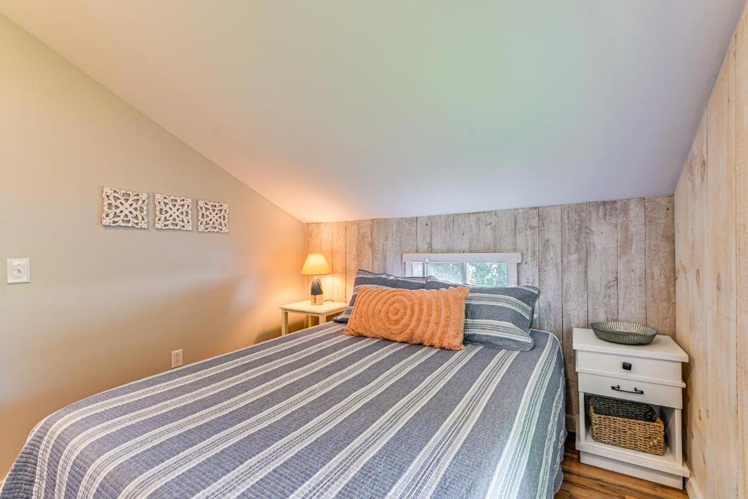 Photo of Bedroom in Town of Torrey