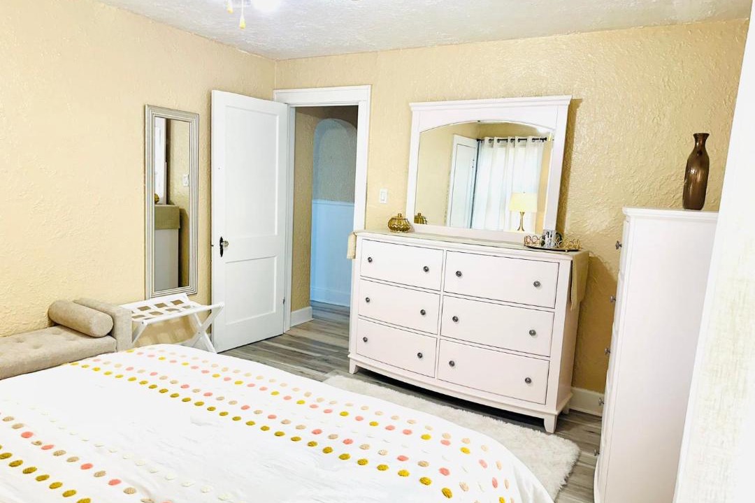 Photo of Bedroom in Niagara Falls
