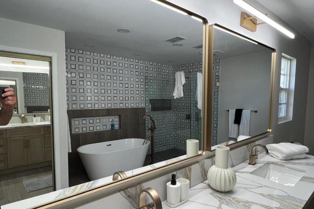 Photo of Bathroom in Hollywood Hills West