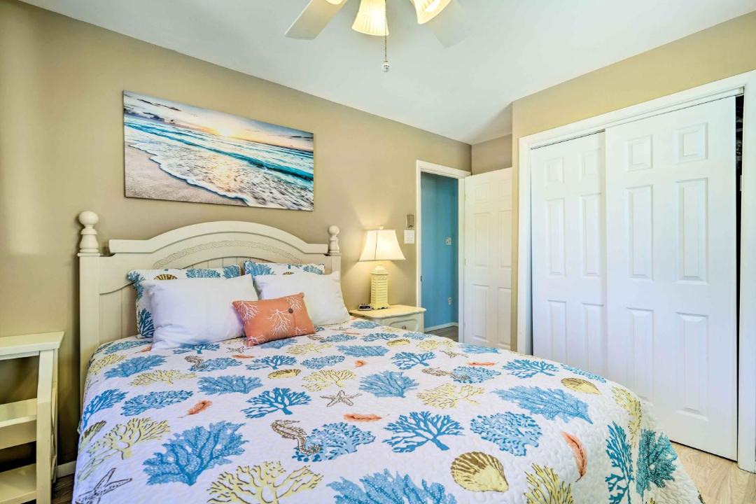 Photo of Bedroom in Village Green