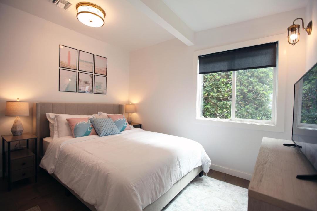 Photo of Bedroom in Village of La Jolla
