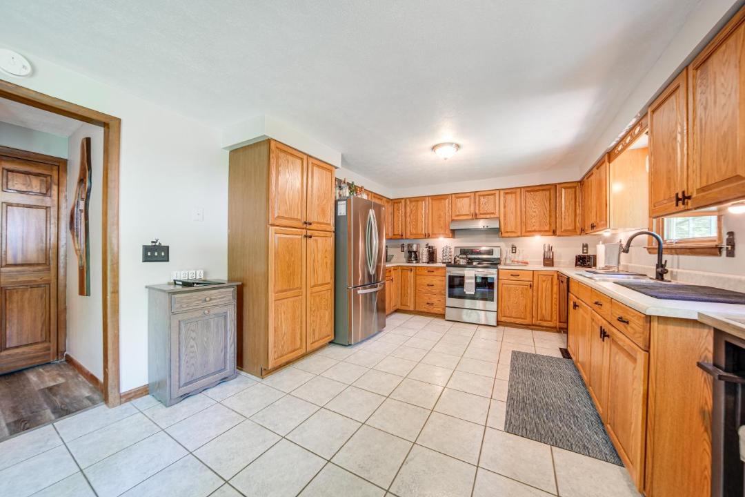 Photo of Kitchen in Pymatuning Central
