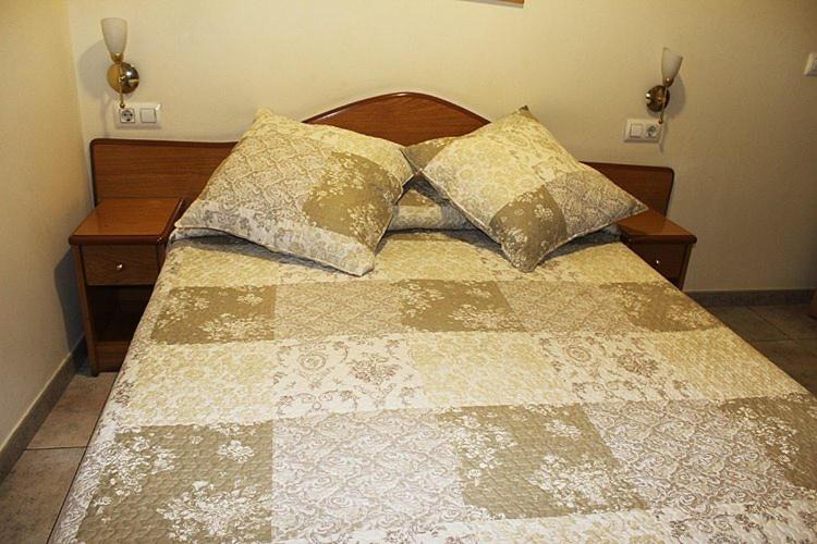 Photo of Bedroom in Figueres