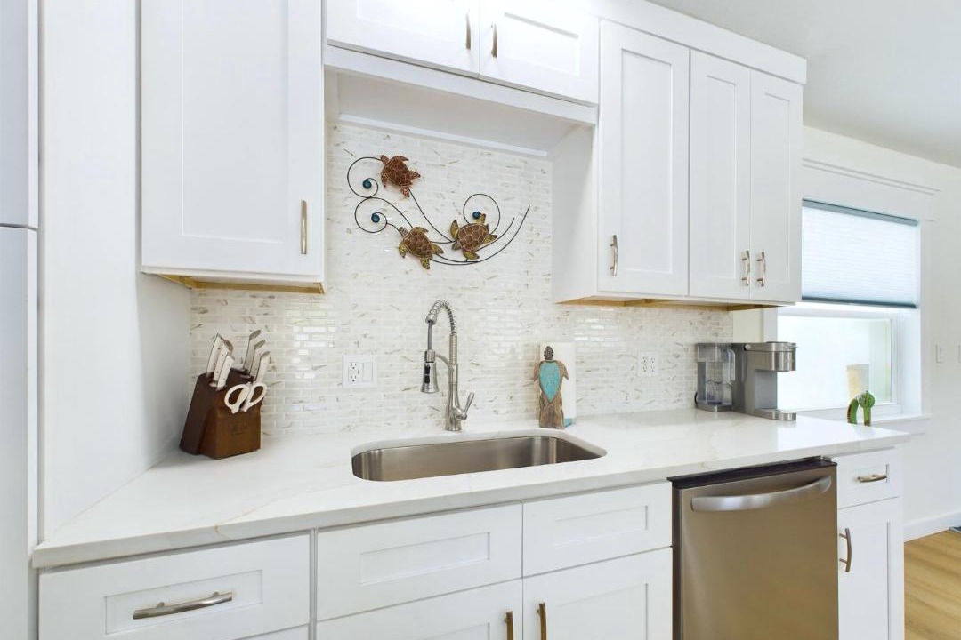 Photo of Kitchen in Surfside Estates