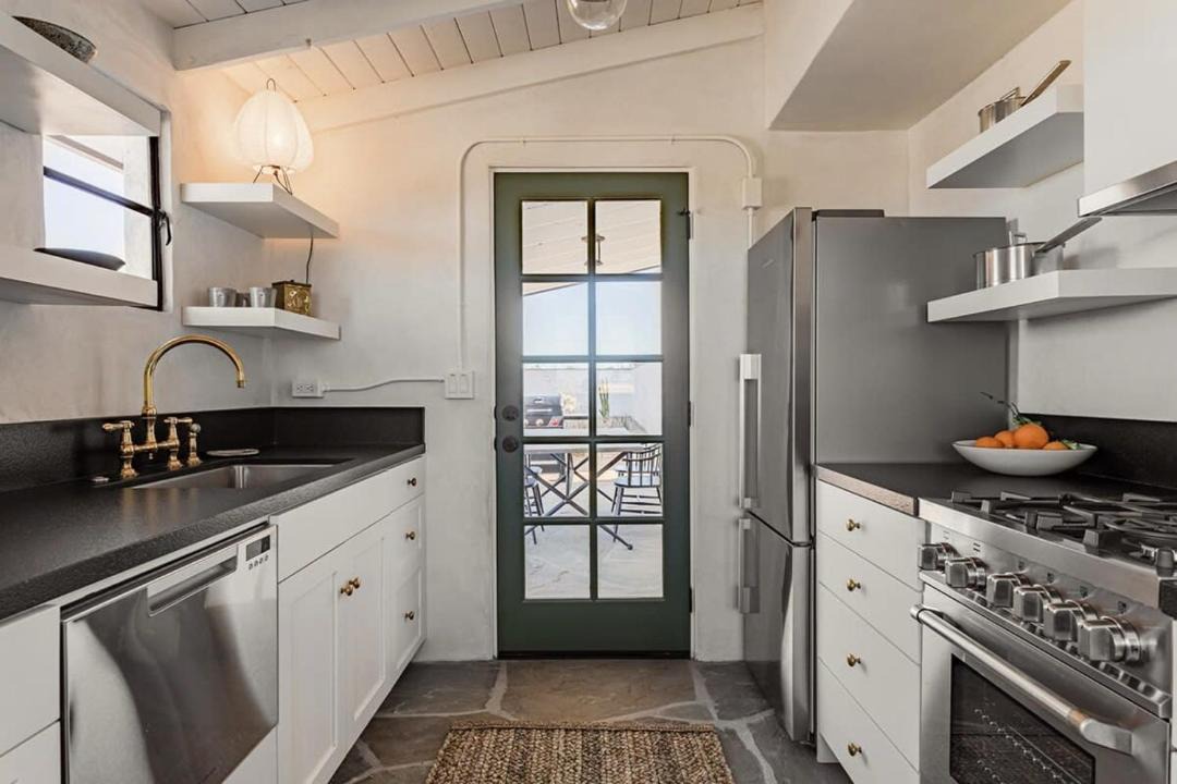 Photo of Kitchen in Yucca Valley