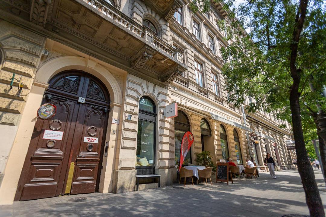 Photo of Others in Palace District