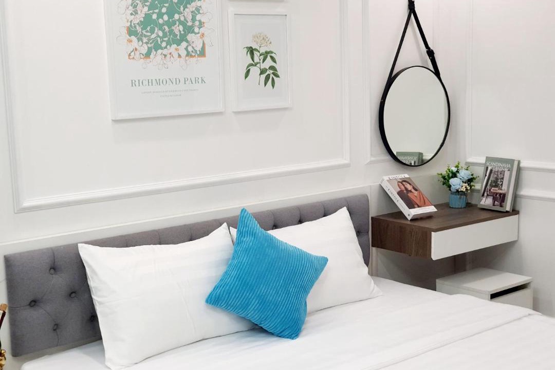 Photo of Bedroom in Trung Hoa Nhan Chinh