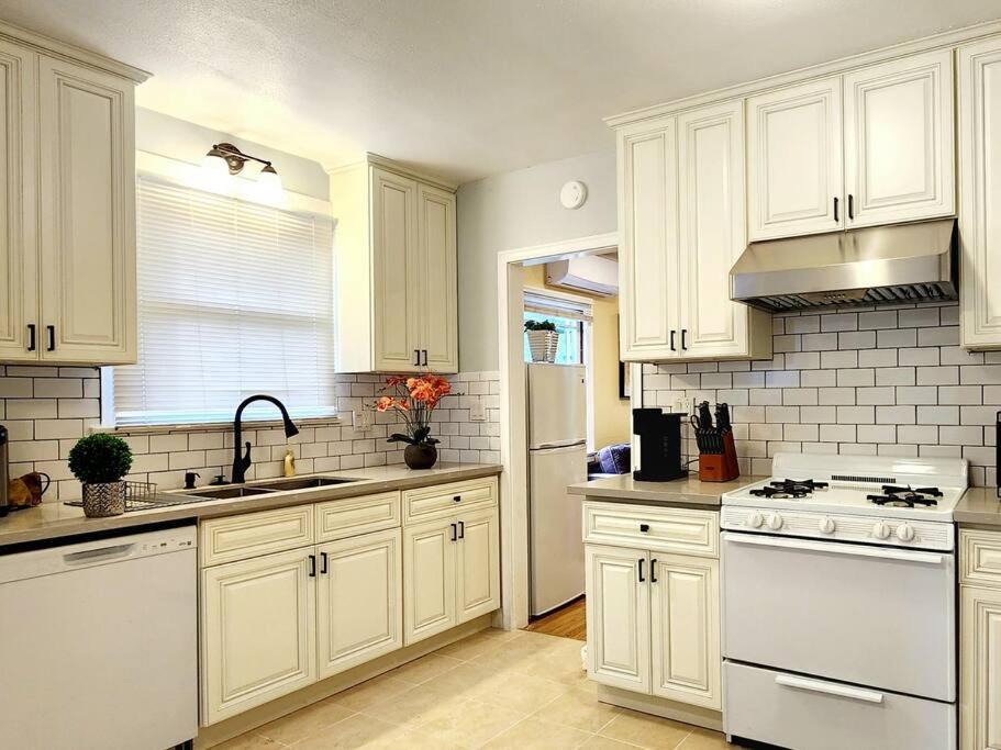 Photo of Kitchen in Pasadena