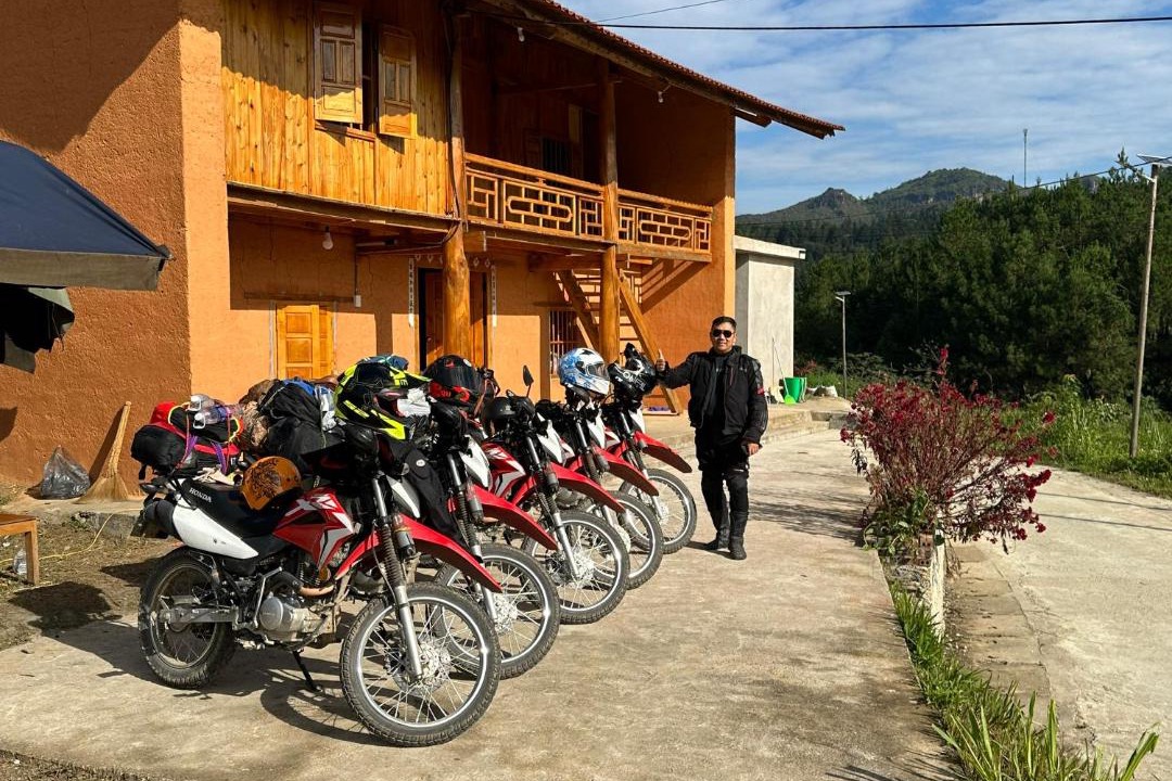 Photo of Others in Quan Ba