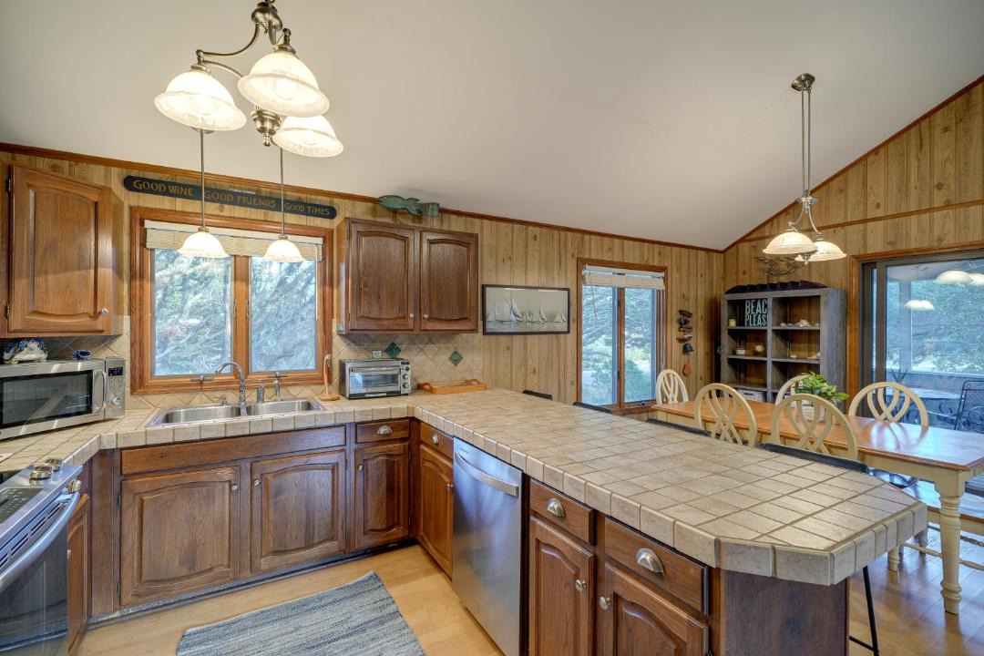 Photo of Kitchen in Southern Shores