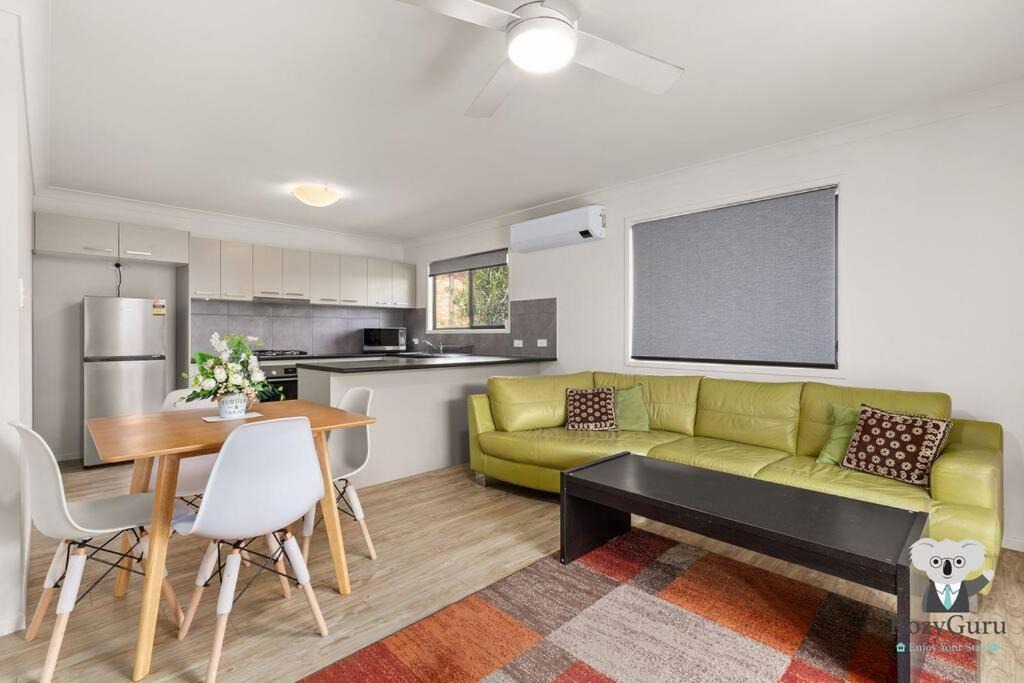 Photo of Others in Mount Gravatt East