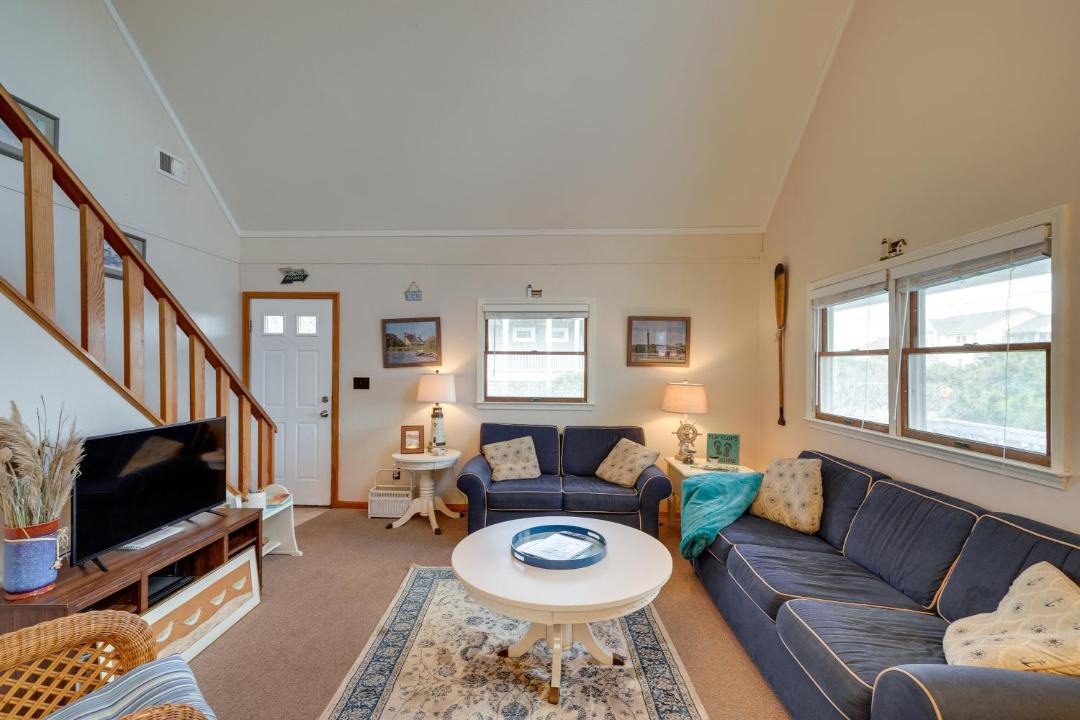 Photo of Livingroom in Southern Shores