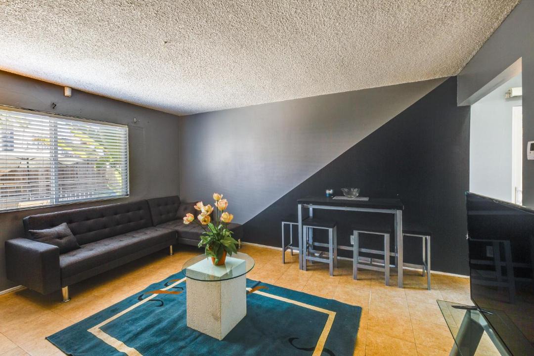 Photo of Livingroom in NoHo Arts District