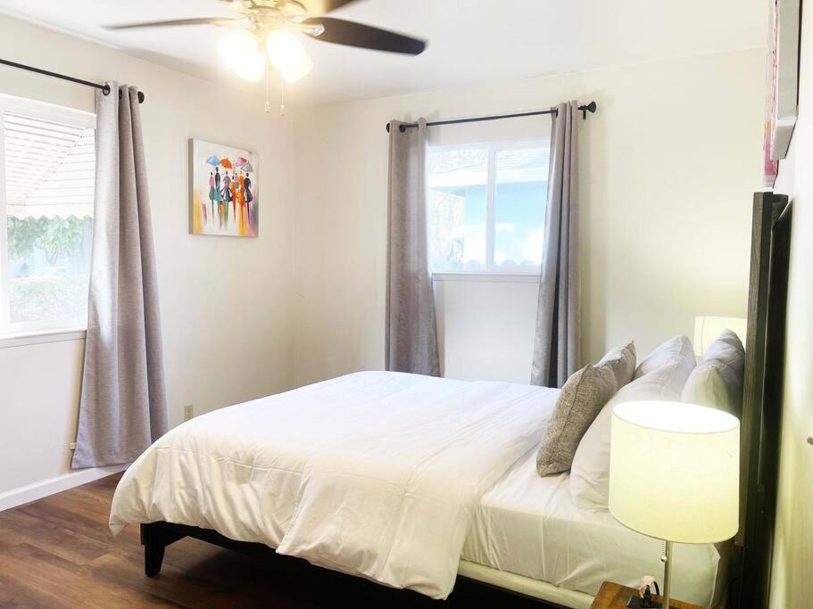 Photo of Bedroom in Campbell