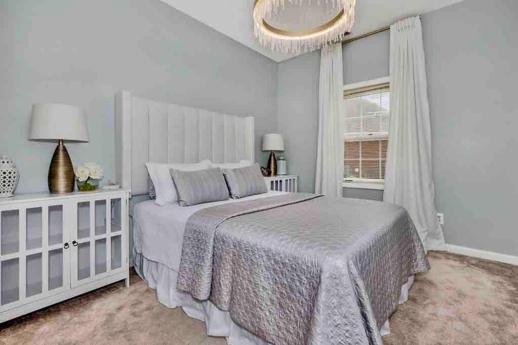 Photo of Bedroom in Huntsville