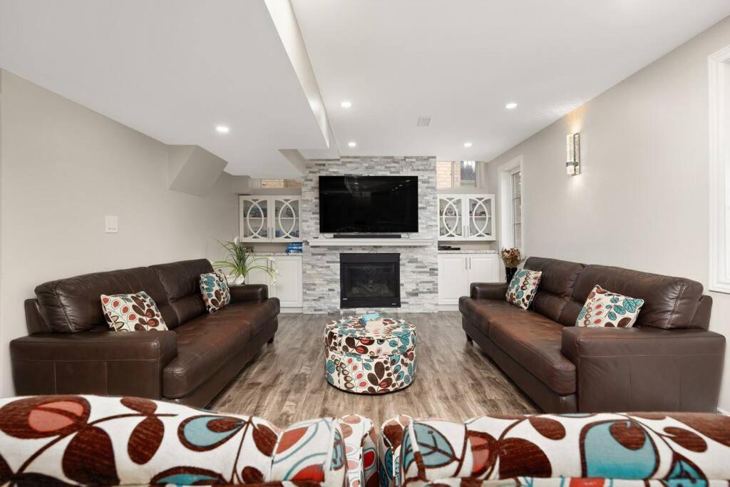 Photo of Livingroom in Brampton