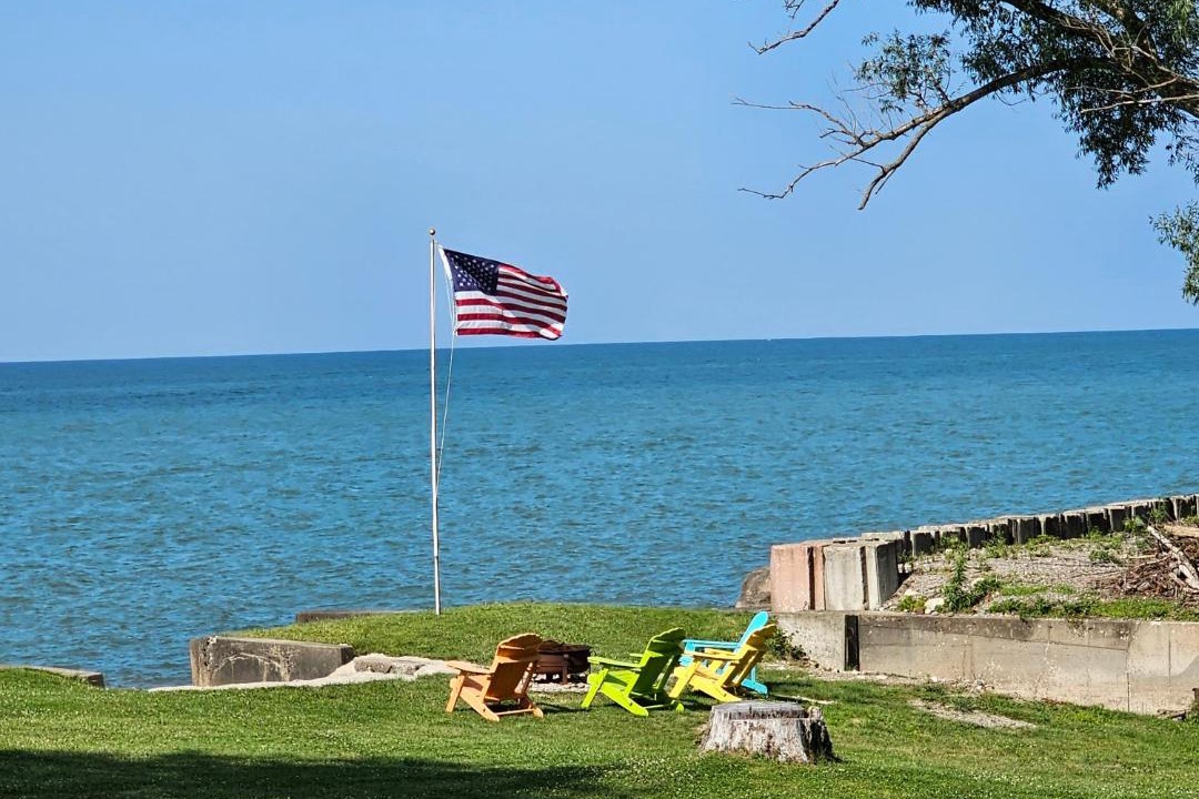 Photo of Outdoor in Madison-on-the-Lake