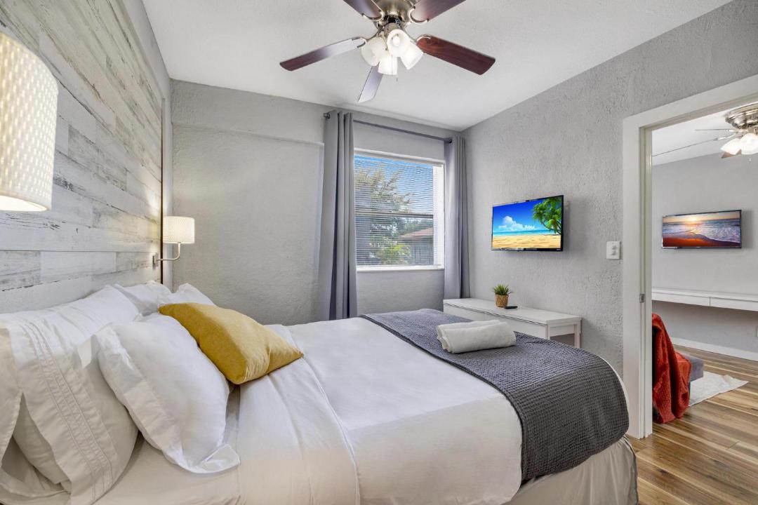 Photo of Bedroom in Poinciana Park