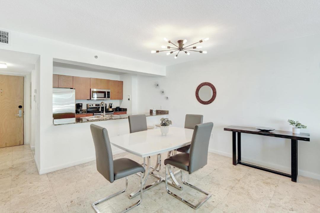 Photo of Others in Brickell