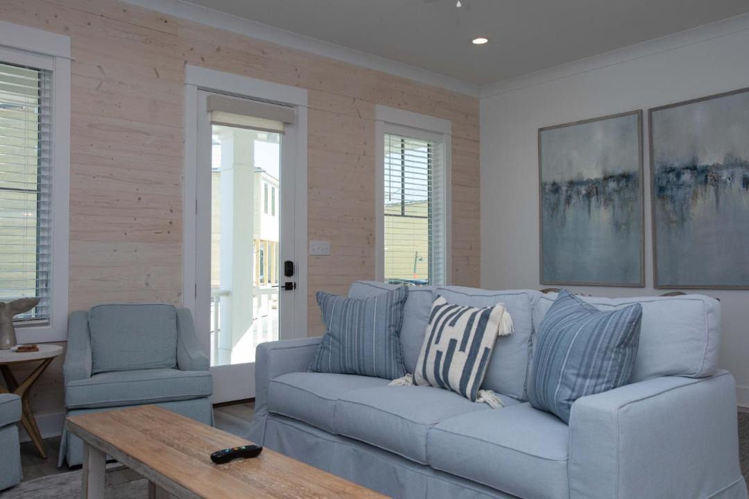 Photo of Livingroom in Orange Beach