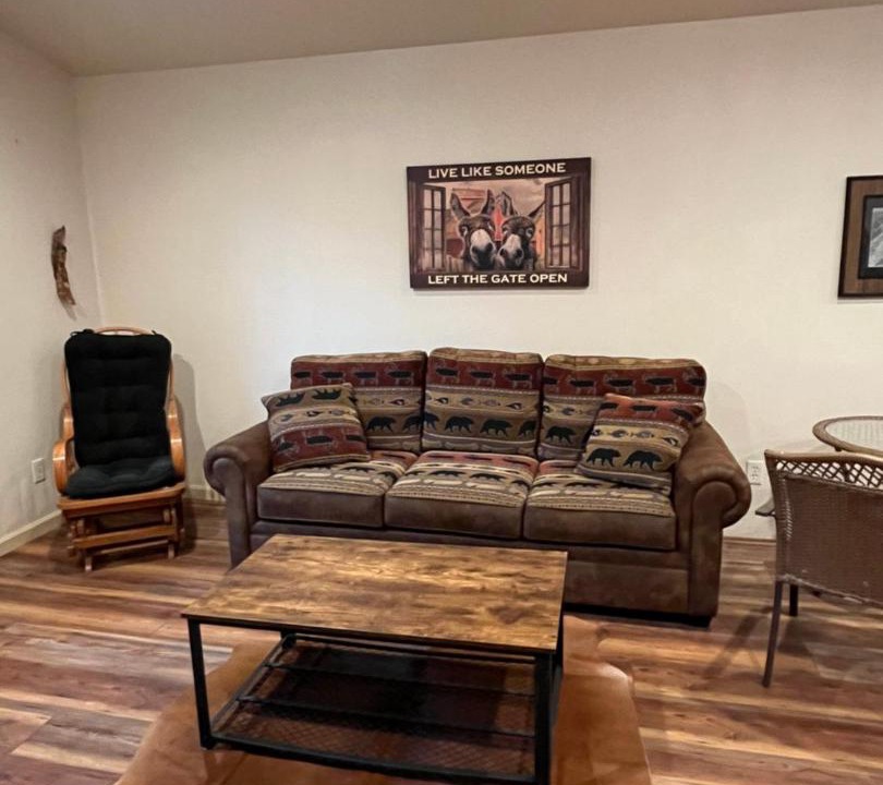 Photo of Livingroom in Mariposa