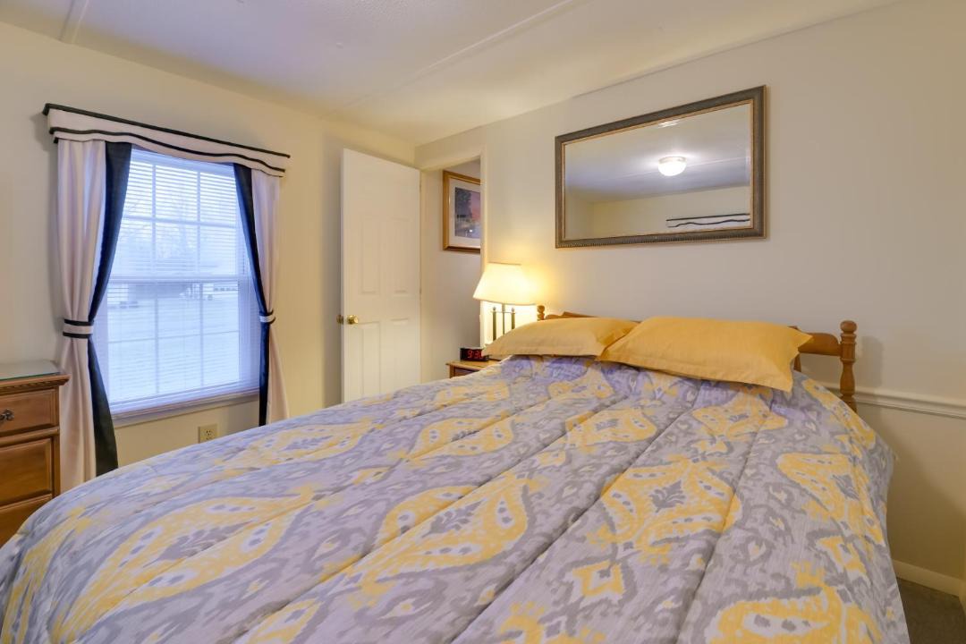 Photo of Bedroom in Lakemont