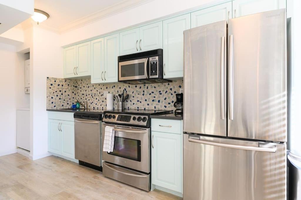 Photo of Kitchen in Hendricks and Venice Isles