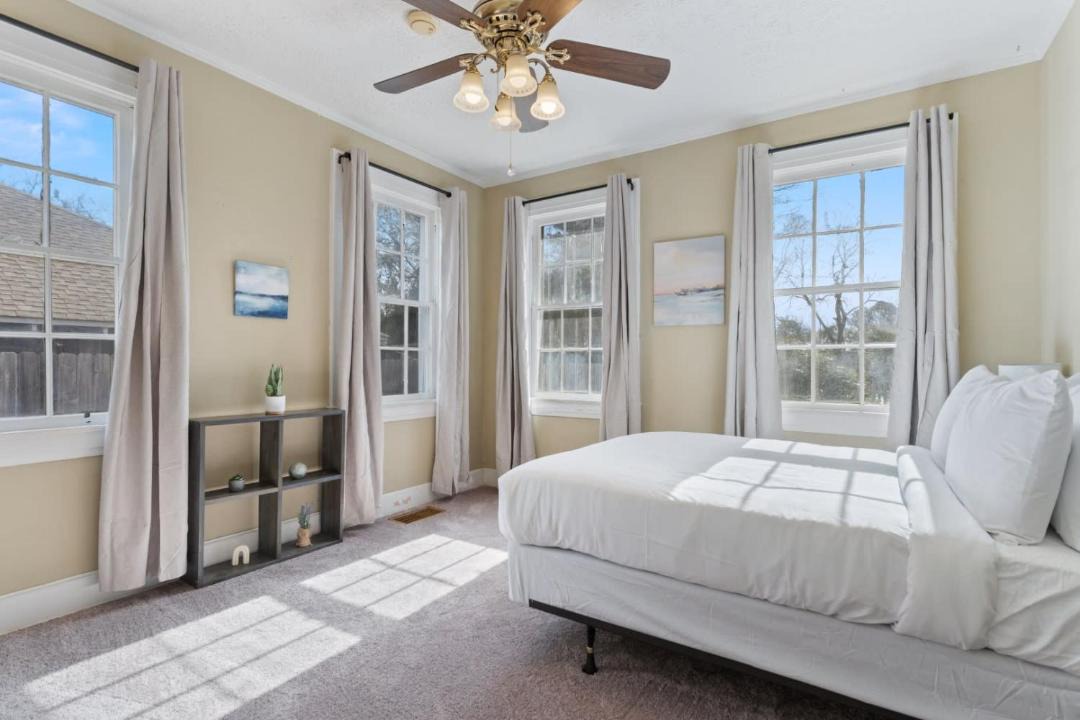 Photo of Bedroom in Montgomery