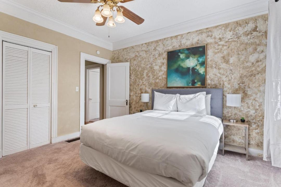 Photo of Bedroom in Montgomery