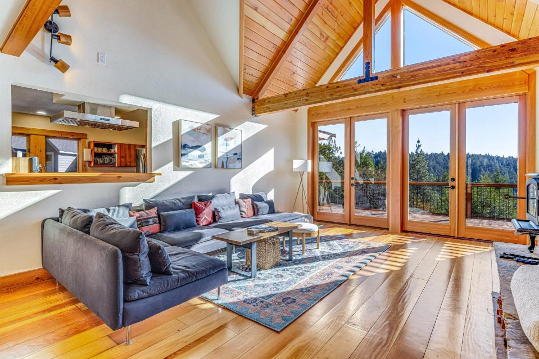 Photo of Livingroom in Little River