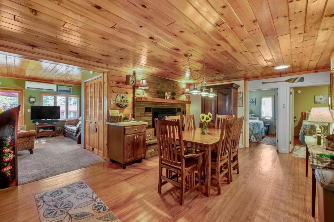 Photo of Livingroom in Lakeville