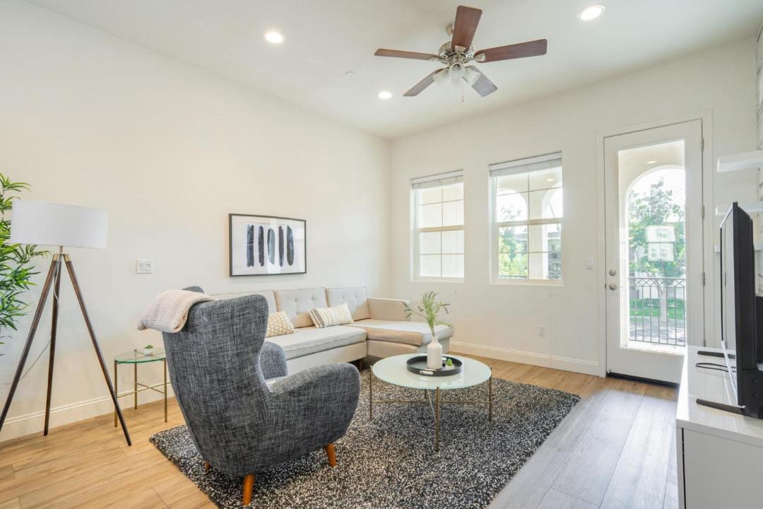 Photo of Livingroom in Newark
