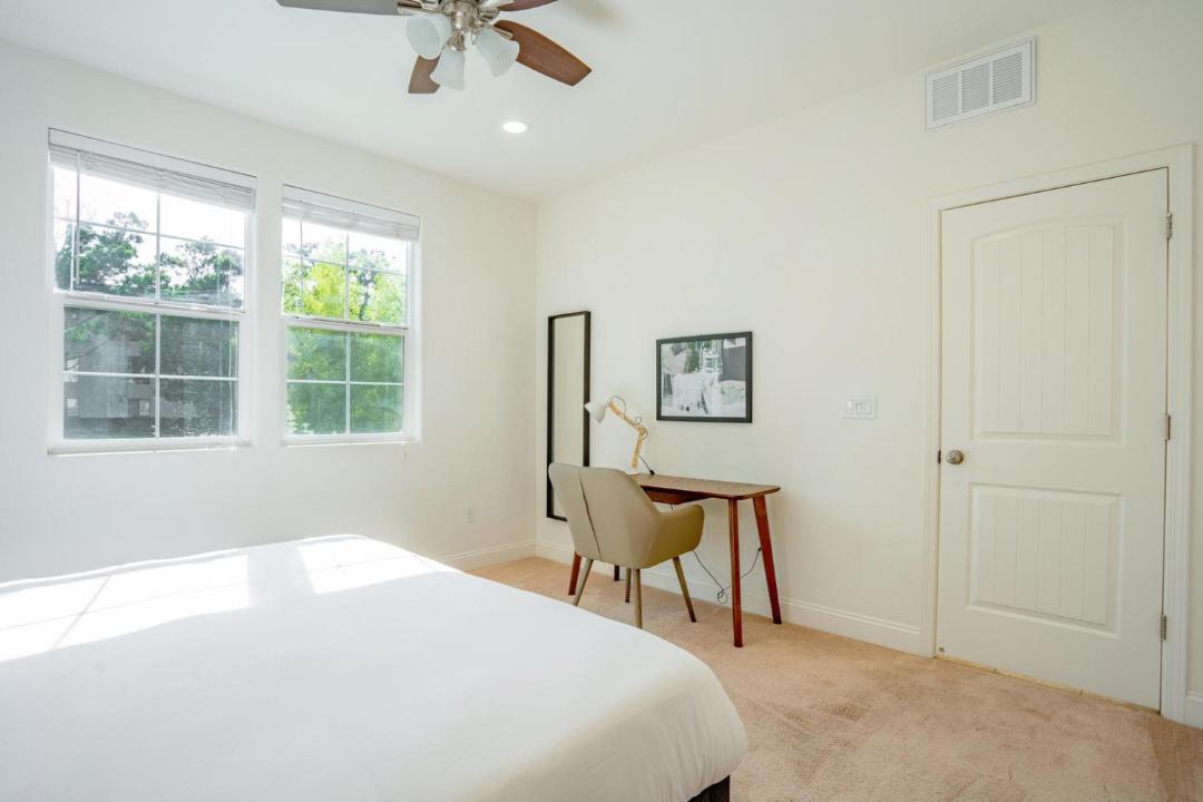 Photo of Bedroom in Newark